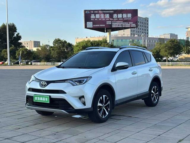 RAV4 Rongfang 2019 2.0L CVT four-wheel drive cutting-edge version of the country VI