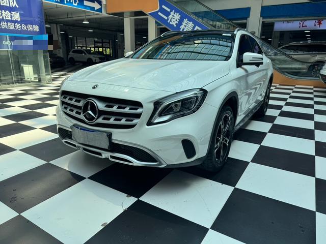 Mercedes-Benz GLA 2018 GLA 200 Style