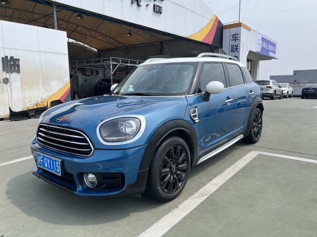 MINI COUNTRYMAN 2018 model 1.5T COOPER ALL4 artist