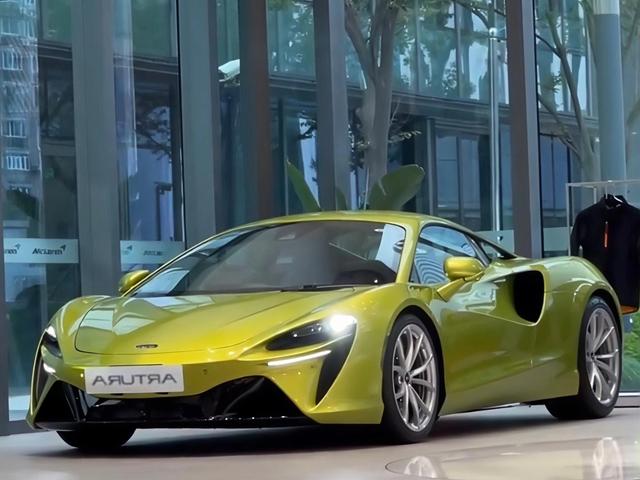 McLaren Artura 2025 3.0 T Coupe