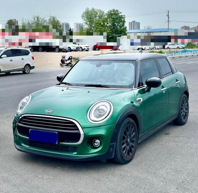 MINI 2021 1.5T COOPER classic five-door version