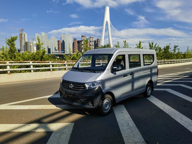 Cross Star V3 2023 1.3L manual gasoline standard 5-seater bus DK13C