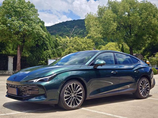MG7 2023 1.5T DCT to the United States Elegant Edition