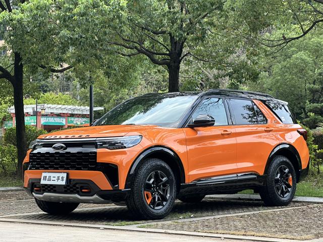 Explorer 2024 EcoBoost 285 four-wheel drive Kunlun Peak Edition 7-seater