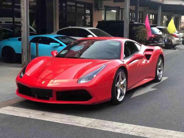 Ferrari 488 2015 GTB