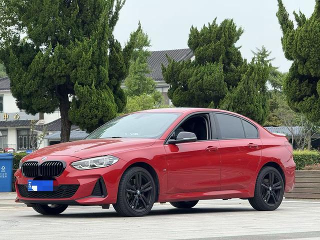 BMW 1 Series 2023 125i M Sport Obsidian Night Edition