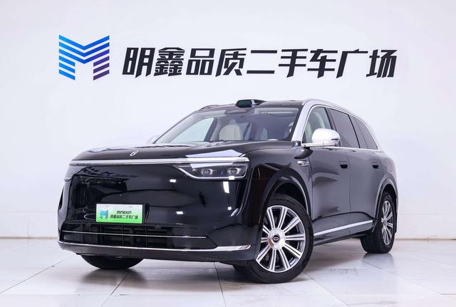 Wenjie M8 2025 extended range Max+ five-seater version