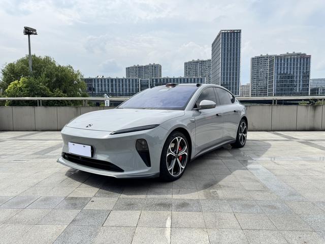 Azera ET5 2022 75kWh
