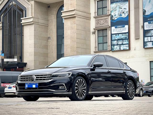 Phaon 2021 380TSI Premium