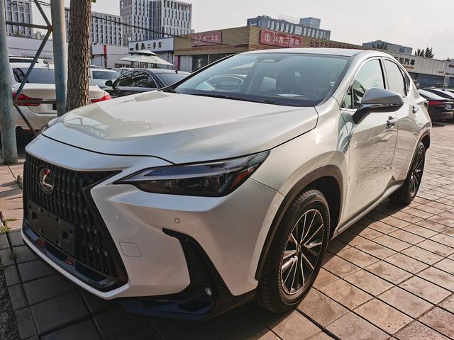 Lexus NX PHEV 2022 400h+ Unbridled Edition
