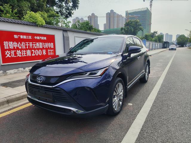 HARRIER 2022 Twin Engine 2.5L CVT 4WD Premium Edition