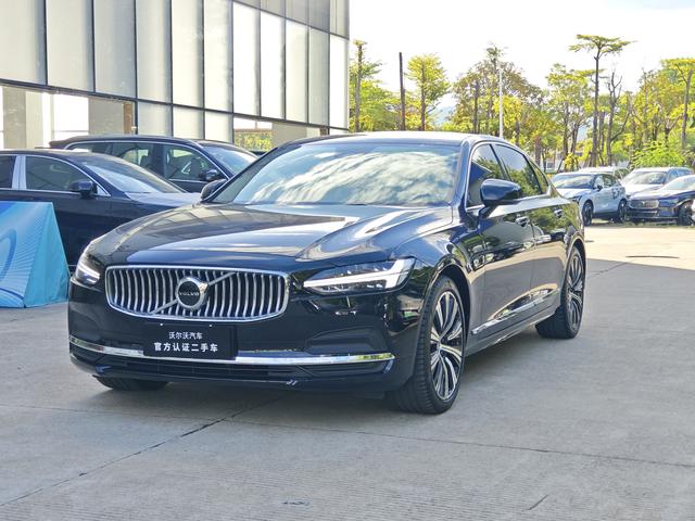 Volvo S90 2022 B5 Intelligent Luxury Edition