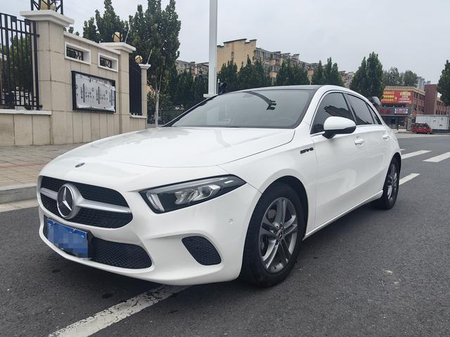 Mercedes-Benz A-Class (Import) 2019 A 200 Dynamic
