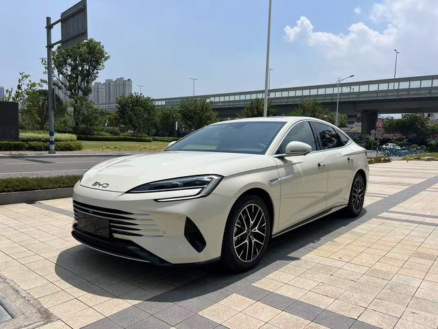 Seal 07DM 2024 DM-i 125KM Premium Type