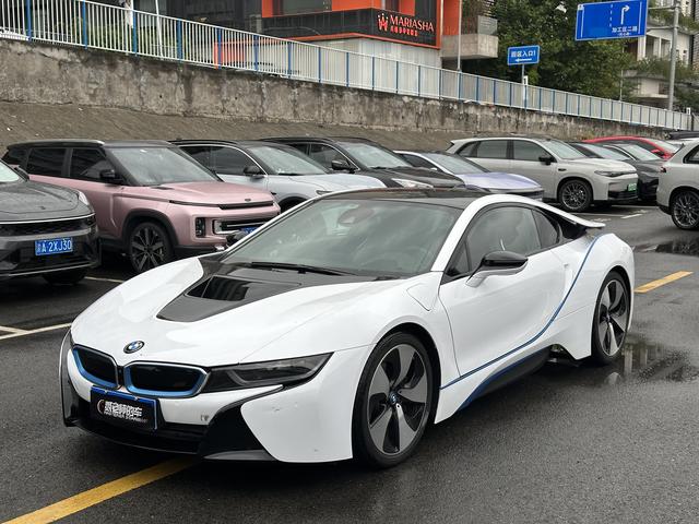 BMW i8 2014 Standard