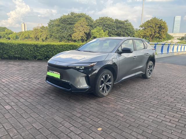FAW Toyota bZ4X 2022 Long Range JOY Edition