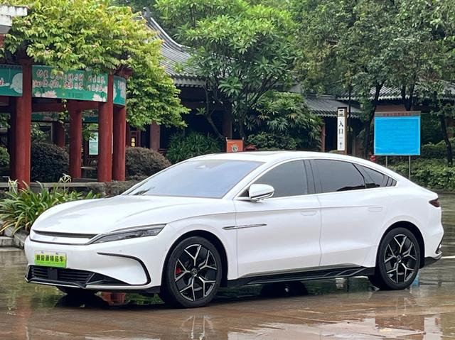 Han EV 2022 Genesis Edition 715KM Flagship