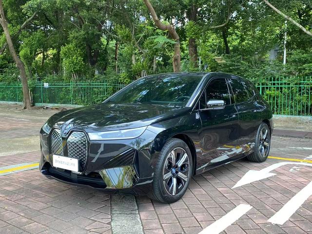 BMW iX 2022 xDrive40