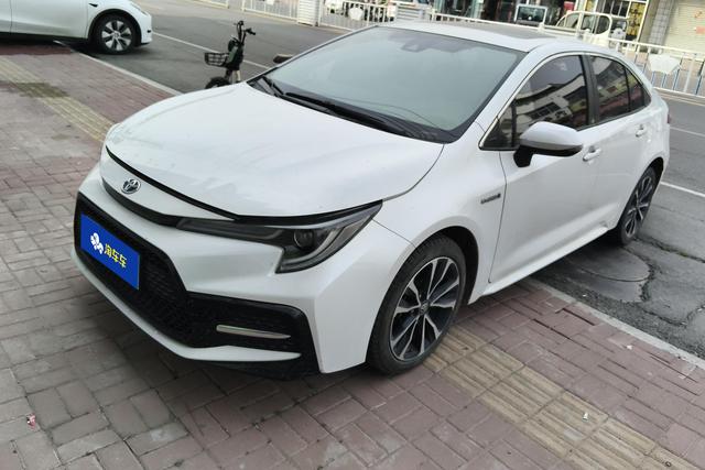 Regal 2021 Twin Engine 1.8H E-CVT Sport