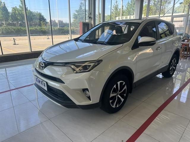 RAV4 Rongfang 2019 2.0L CVT four-wheel drive cutting-edge version of the country VI