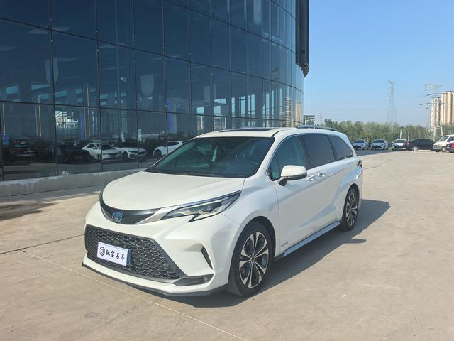 Gravia 2023 Intelligent Electric Hybrid 2.5L Premium PLUS