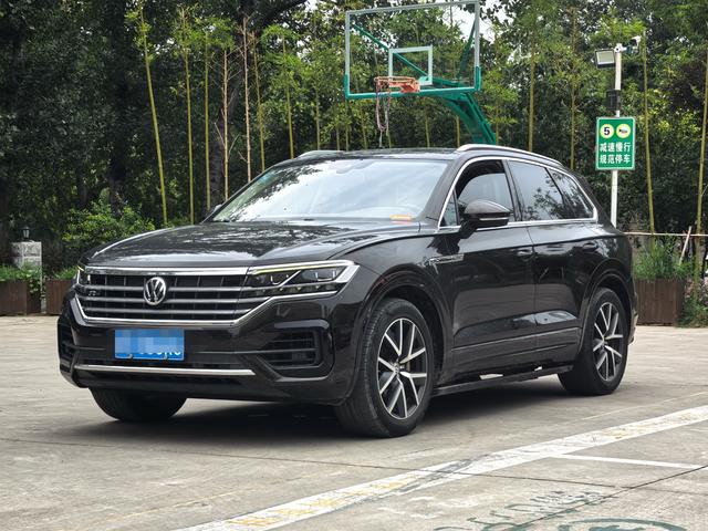 Touareg 2020 3.0TSI Sharp Edition