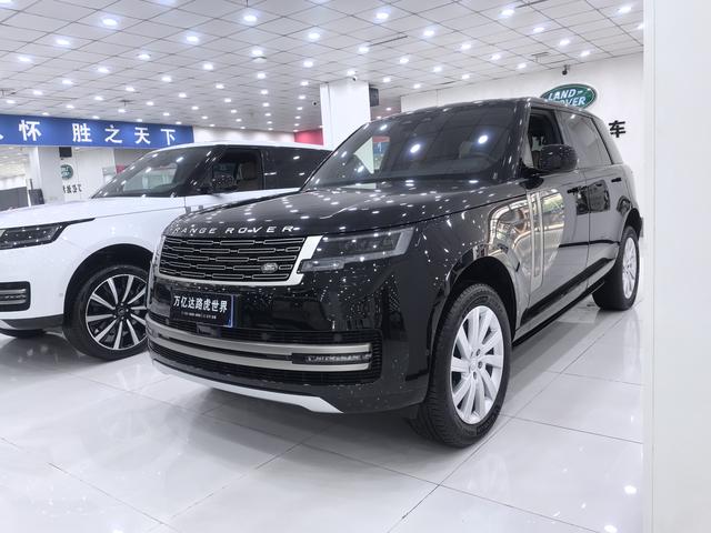 Range Rover 2023 3.0 L6 400PS Centurion Seven Seat Plus