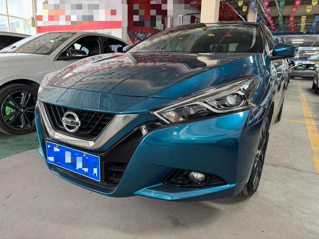 Bluebird 2019 1.6L CVT Smart Link Smart Cool Edition State VI