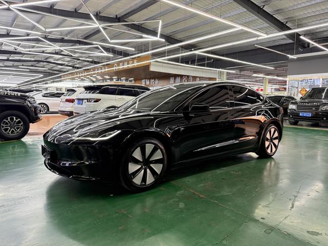 Model 3 2023 Long Range All-Wheel Drive Edition