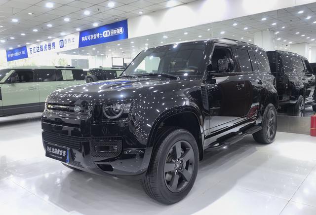 Defender 2024 110 3.0T P400 X-DYNAMIC HSE