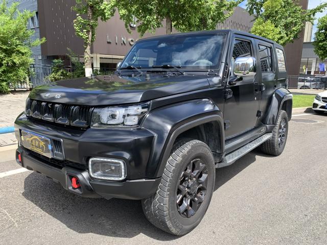 Beijing off-road BJ40 2021 2.0D automatic four-wheel drive blade hero version knight type