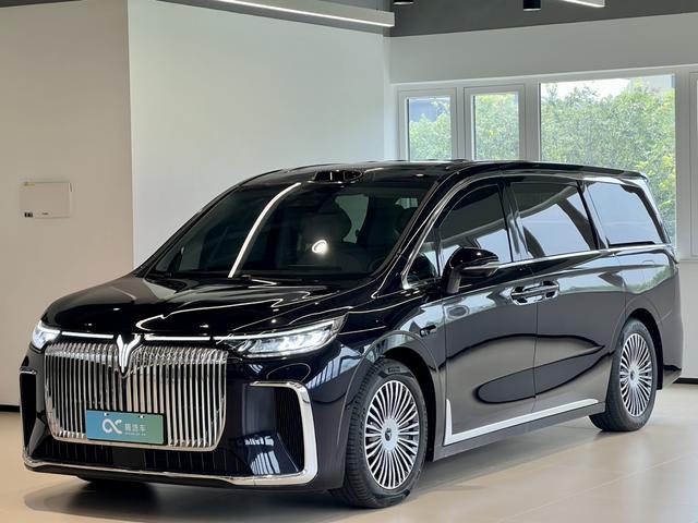 Lantu Dreamer PHEV 2025 Four-wheel drive flagship Dry Version