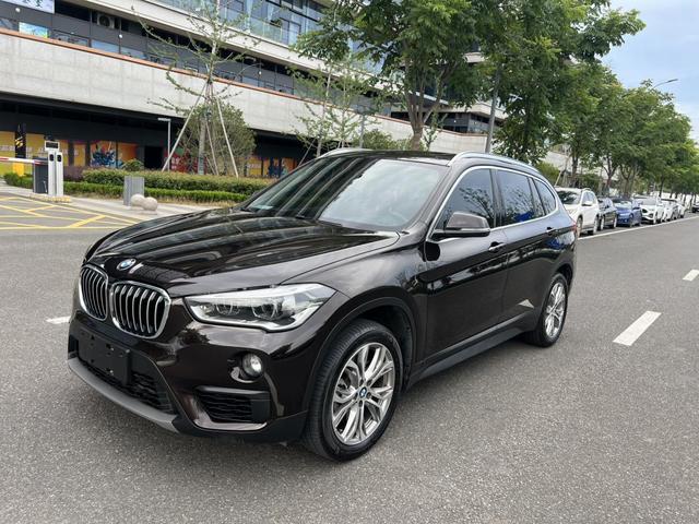BMW X1 2018 sDrive20Li Leader