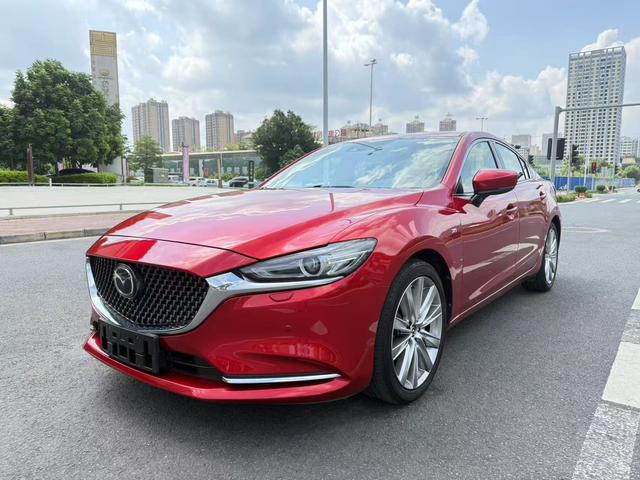 Atlas 2021 2.5L Blue Sky Premium