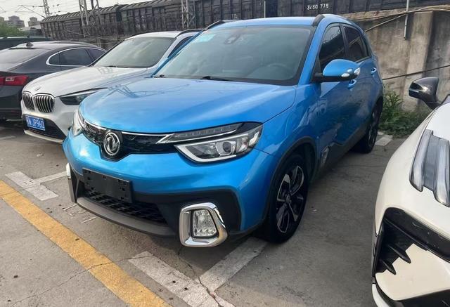 Dongfeng Fengshen AX4 2017 model 1.4T DCT Tide Enjoy type