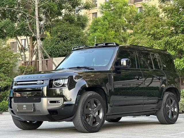 Defender 2024 110 3.0T P400 X-DYNAMIC HSE