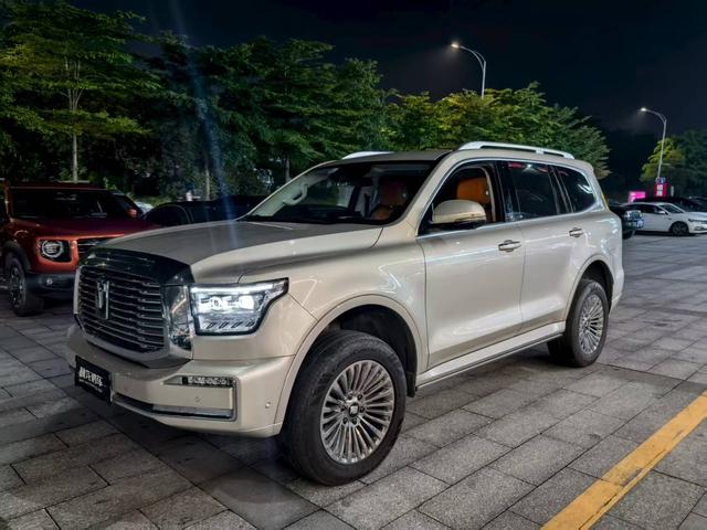 Tank 500 2022 Business Edition Landscape 5-Seater