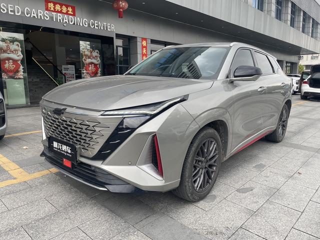 Changan Auchan Z6 2022 Blue Whale 1.5T DCT Zhizun Type