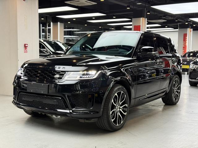 Range Rover Sport 2022 Model 3.0 L6 Yao Black Version
