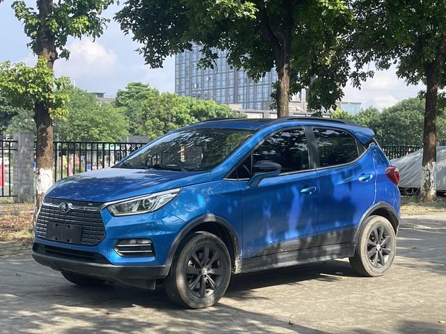 Yuan EV 2018 EV360 Smartlink Dazzling Cool Model