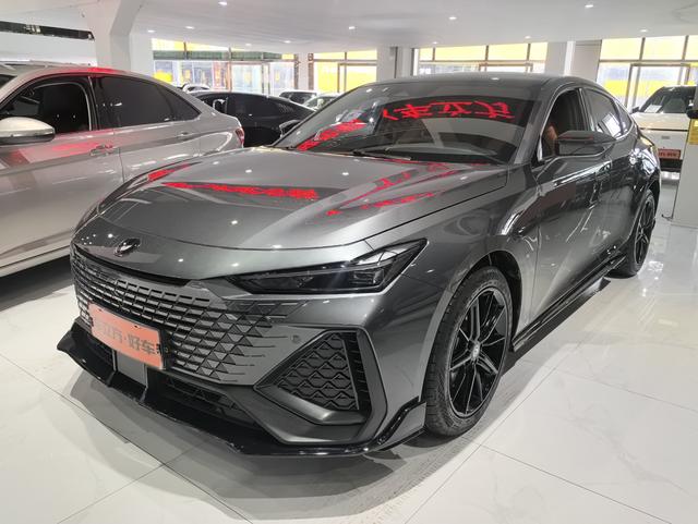 Changan UNI-V 2023 2.0T Leader Edition