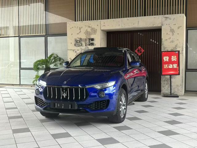 Levante 2018 3.0T Classic Edition