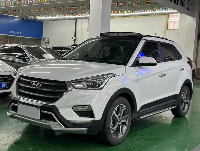 Hyundai ix25 2017 1.6L automatic intelligent type