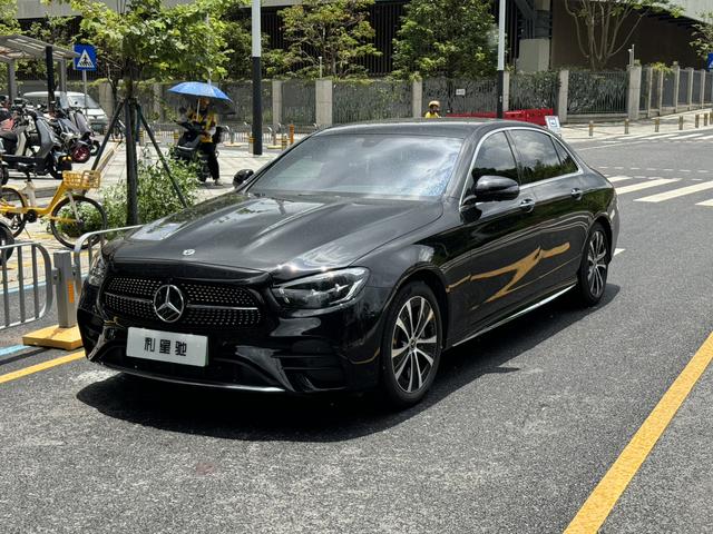 Mercedes-Benz E-Class PHEV 2023 E 350 e L Sedan