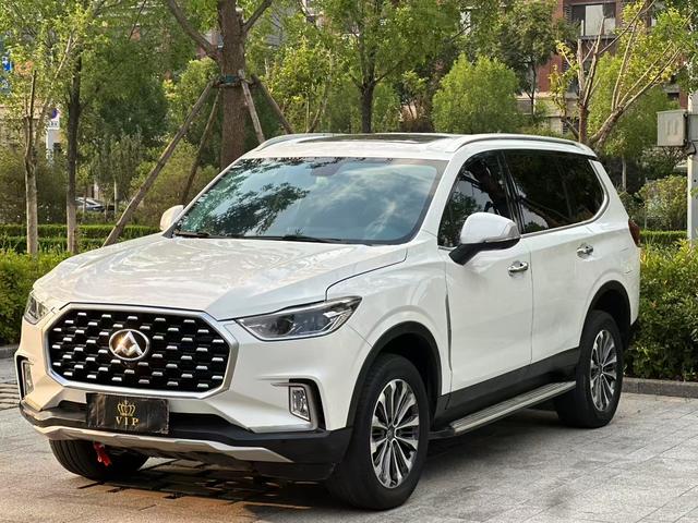 Chase D90 2017 2.0T automatic four-wheel drive Sirius
