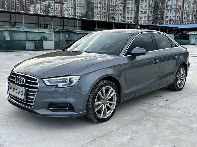 Audi A3 2019 Limousine 35 TFSI Aggressive State V