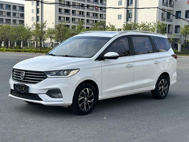 Baojun 360 2018 1.5L automatic luxury type