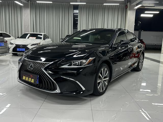 Lexus ES 2021 200 Excellence