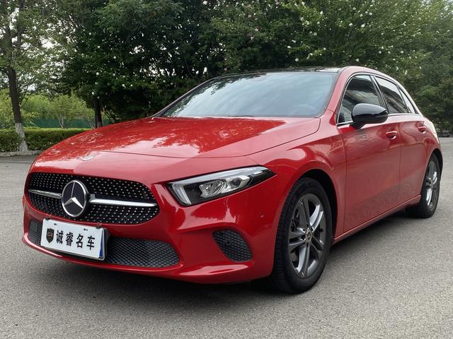 Mercedes-Benz A-Class (Import) 2019 A 200 Dynamic