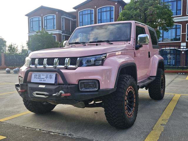 Beijing off-road BJ40 2020 2.0T automatic four-wheel drive tribute to the 2020 version of the extreme type